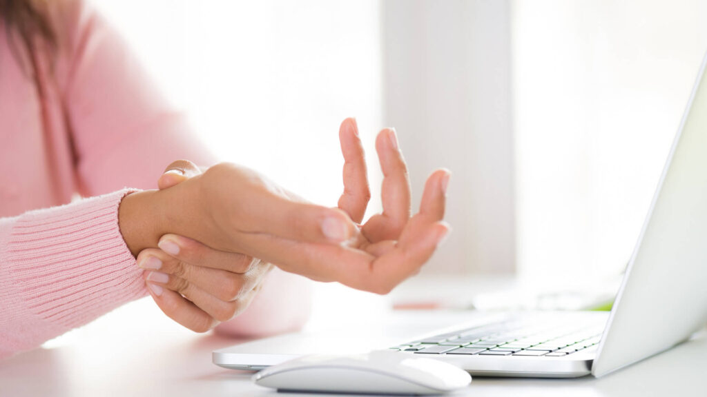 ergonomische Tastatur Heimarbeitsplatz