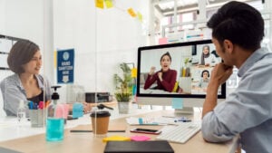 Kommunikation mit Remote Workern