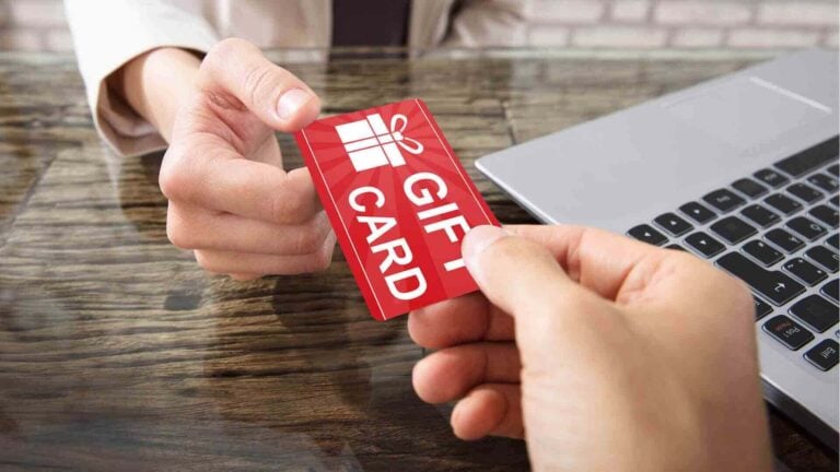 Mitarbeitergeschenke als Gutschein: zweckgebundene Guthabenkarte als Sachbezug