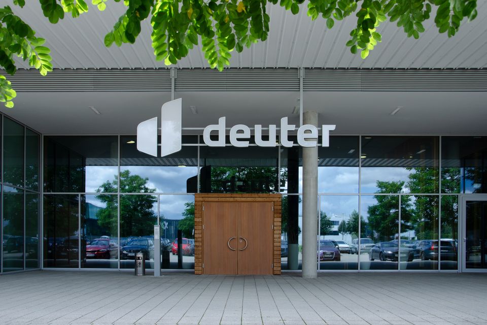 Firmenzentrale 2