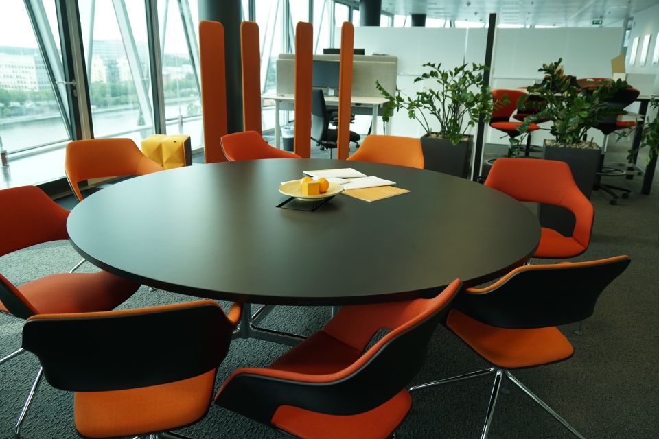 Firmenzentrale 1 Firmenzentrale 1