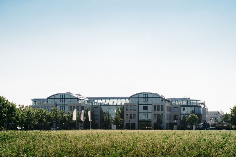 Firmenzentrale 0