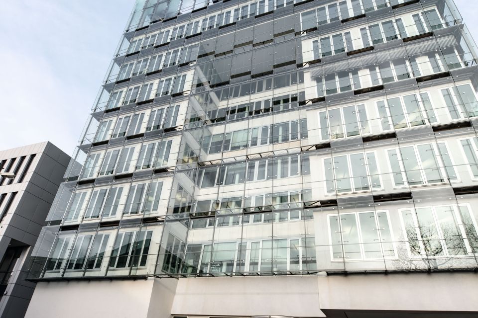 Firmenzentrale 1