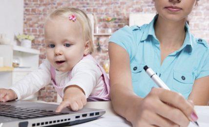 Fachkräftemangel: Kitaplätze statt Frauenquote?