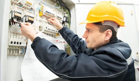 Industrieelektriker Ausbildung Industrieelektrikerin