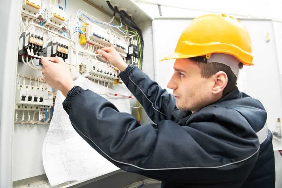 Industrieelektriker Ausbildung Industrieelektrikerin