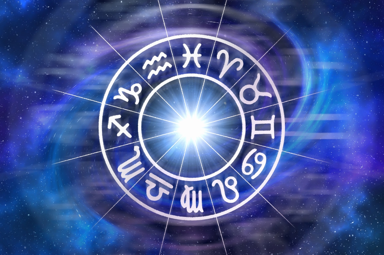 Horoskop 2021: Wie stehen deine Karriere-Sterne im Juli? | careeasy - Dein  Karrieremagazin