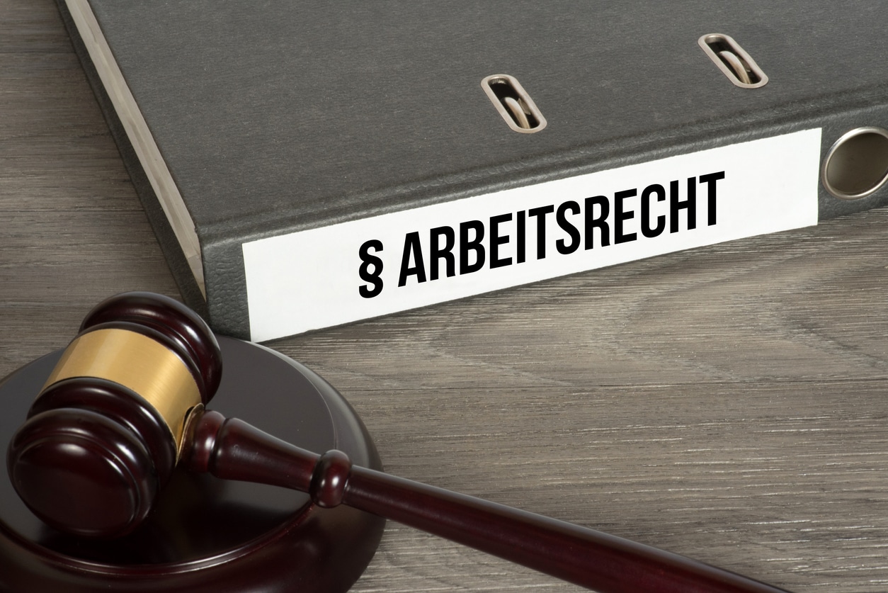 Minijob oder Midijob Was ist der Unterschied und welche Vor und Nachteile gibt es? careeasy