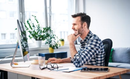 Schreibtisch gestalten Büro